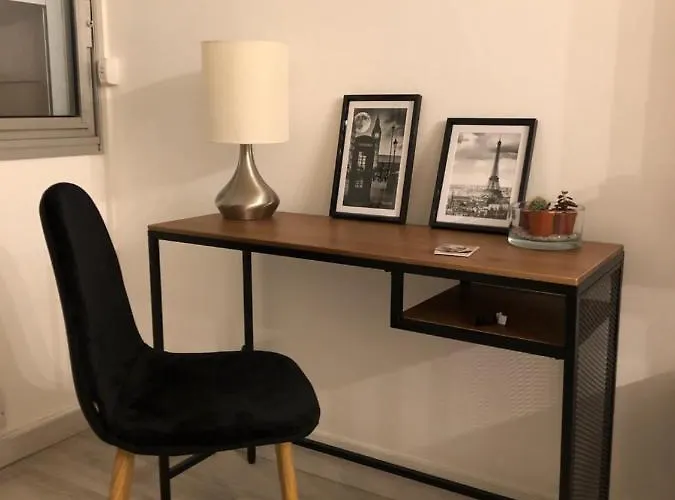 Studio-champagne Lanson-proche Hopitaux-universites-parc Leo Lagrange דירה